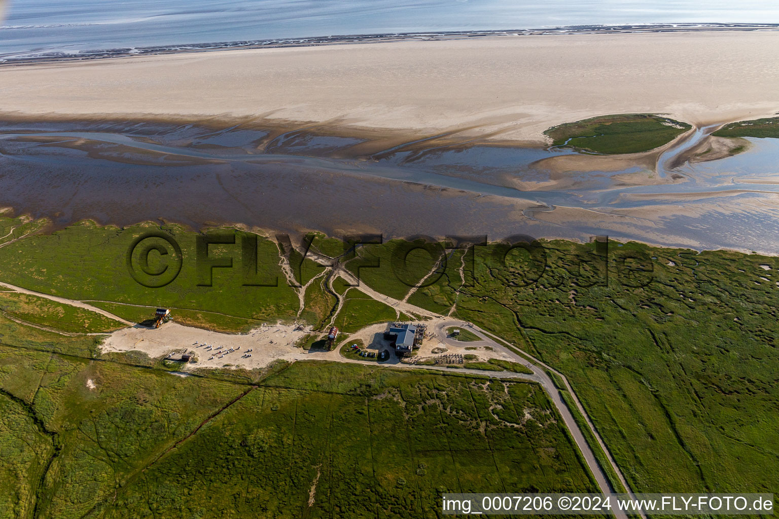 Building of the restaurant " Die Strandhuette " in Sankt Peter-Ording in the state Schleswig-Holstein, Germany