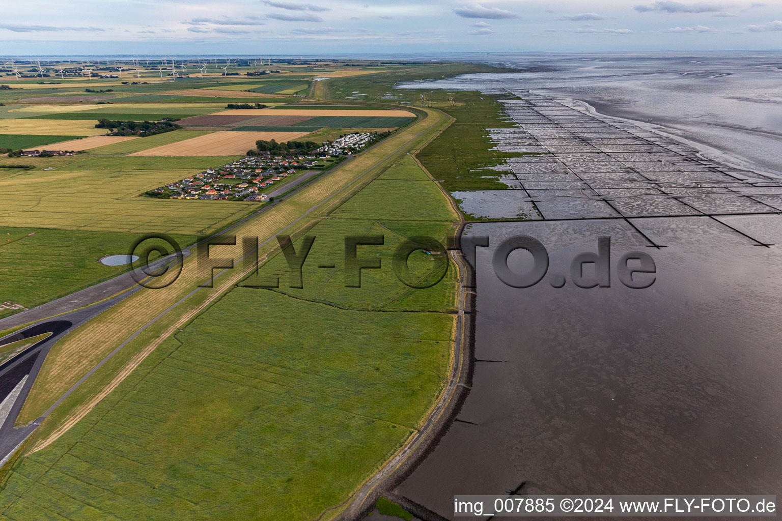 Holiday home settlement and camping Wesselburenerkoog in Wesselburenerkoog in the state Schleswig Holstein, Germany