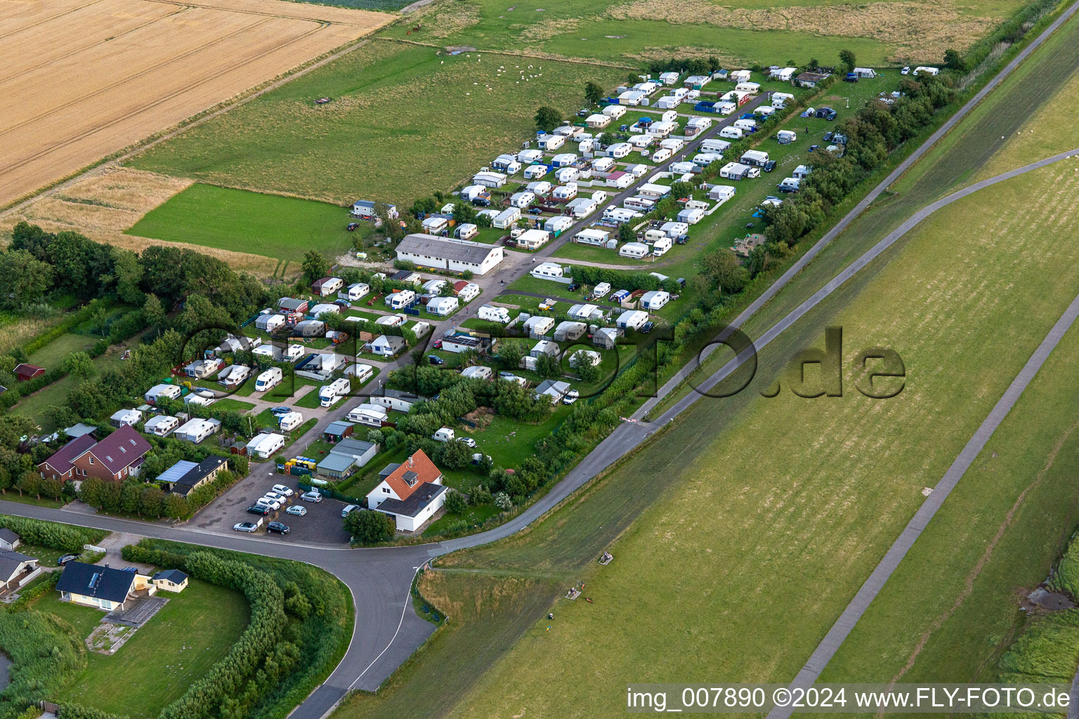 Holiday home settlement and camping Wesselburenerkoog in Wesselburenerkoog in the state Schleswig Holstein, Germany from above