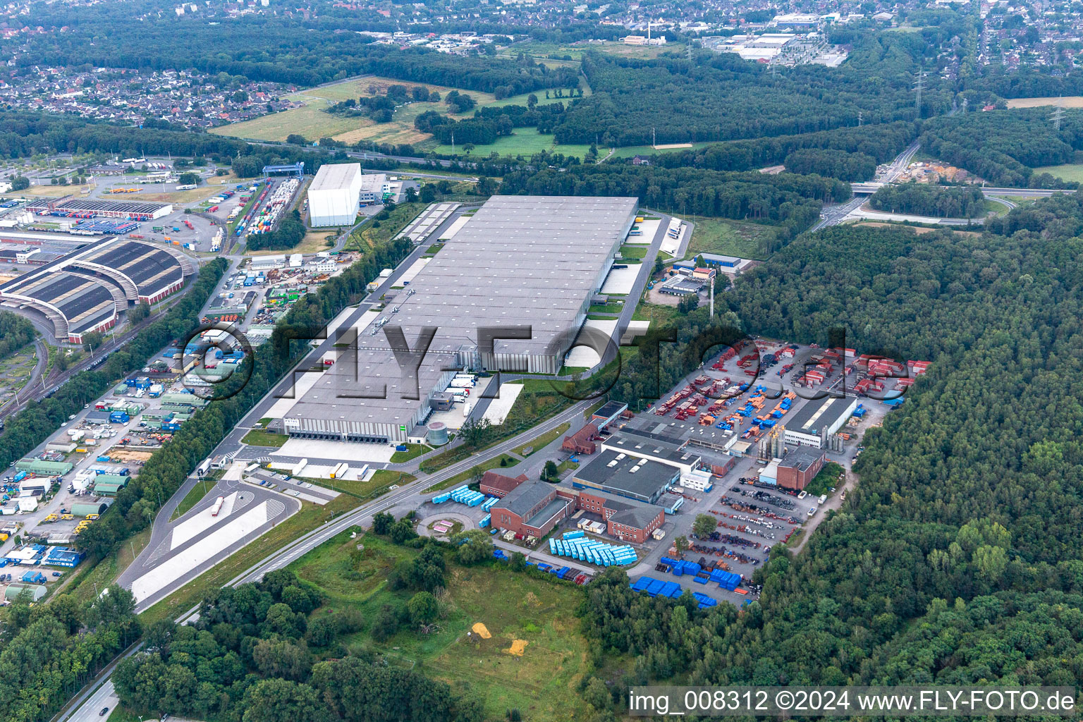 Aerial view of Anger Systemtechnik, Metro Central Logistic in Marl in the state North Rhine-Westphalia, Germany