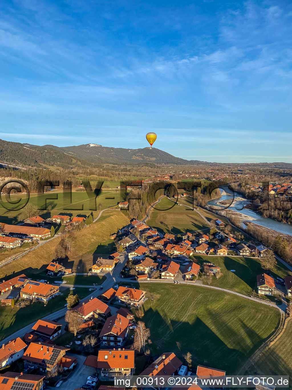 Balloon over the Isar in the district Wegscheid in Lenggries in the state Bavaria, Germany