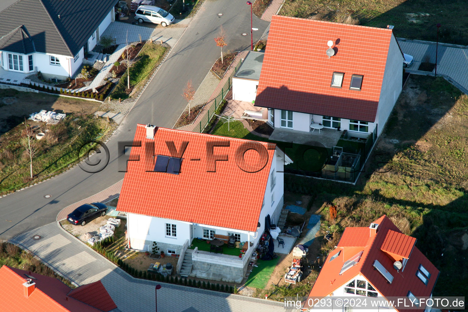 New development area An den Tongruben in Rheinzabern in the state Rhineland-Palatinate, Germany from a drone