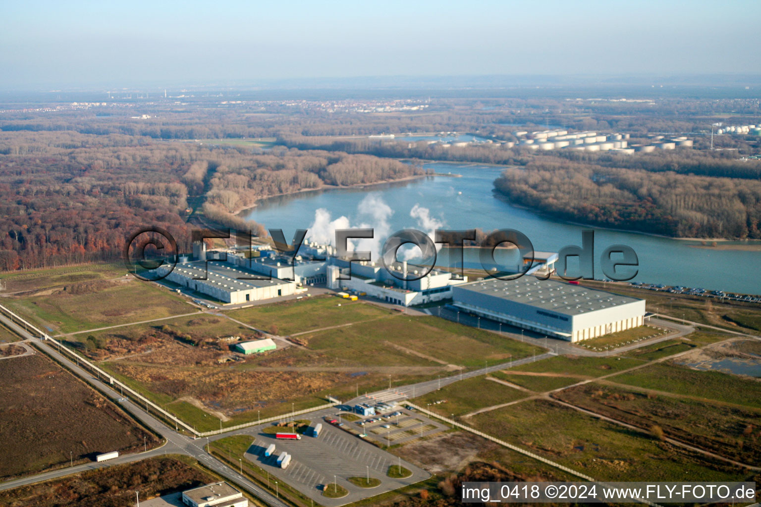 Palm paper mill in the Oberwald industrial area in Wörth am Rhein in the state Rhineland-Palatinate, Germany