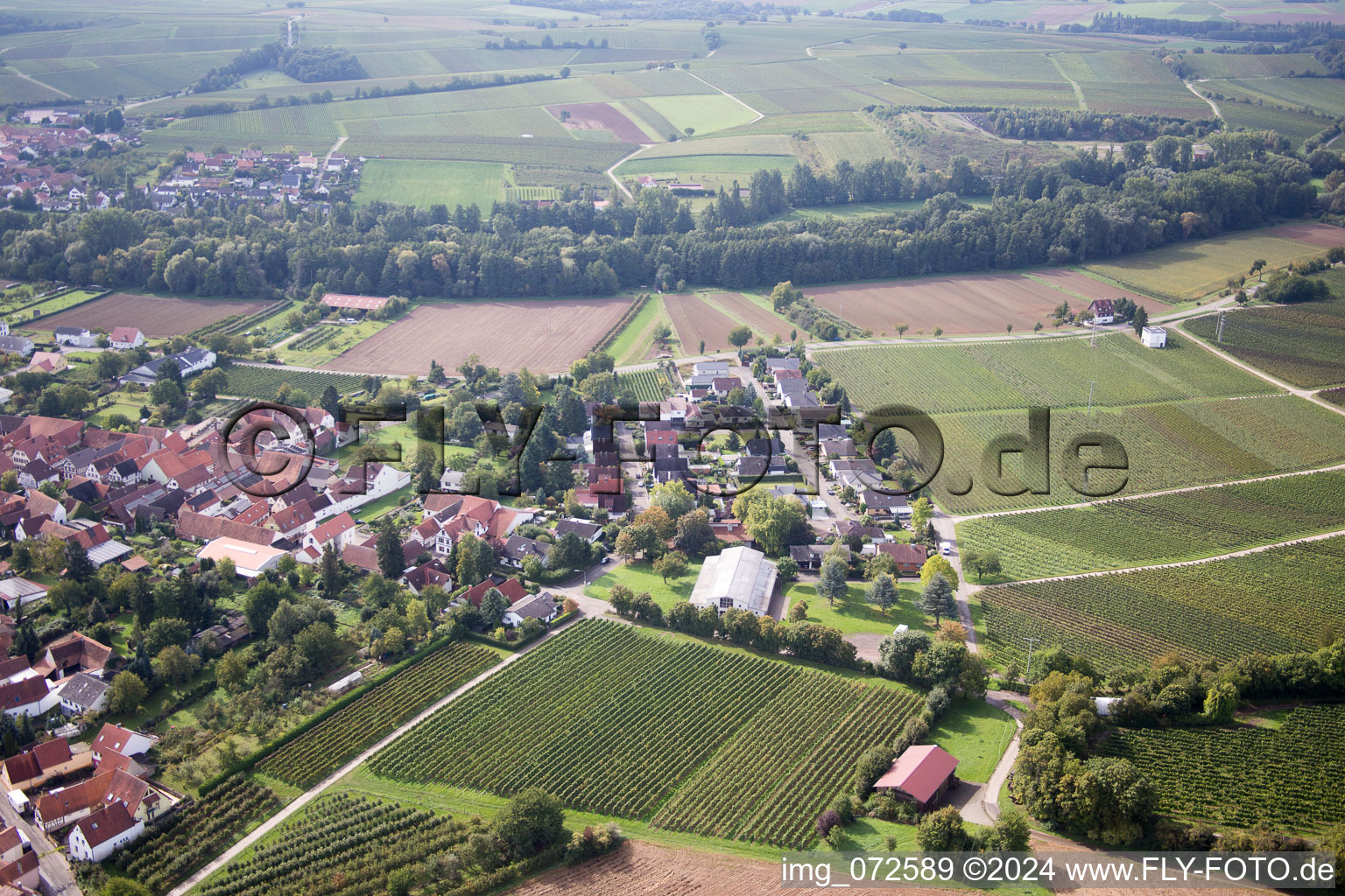 On the mountain in the district Heuchelheim in Heuchelheim-Klingen in the state Rhineland-Palatinate, Germany