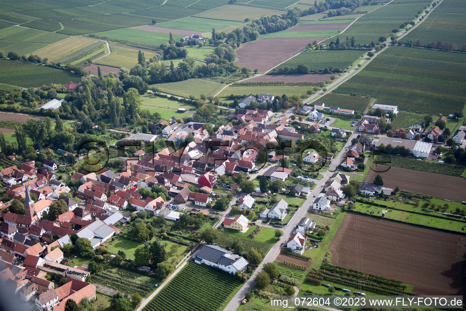 Aerial photograpy of At the parish garden in the district Heuchelheim in Heuchelheim-Klingen in the state Rhineland-Palatinate, Germany