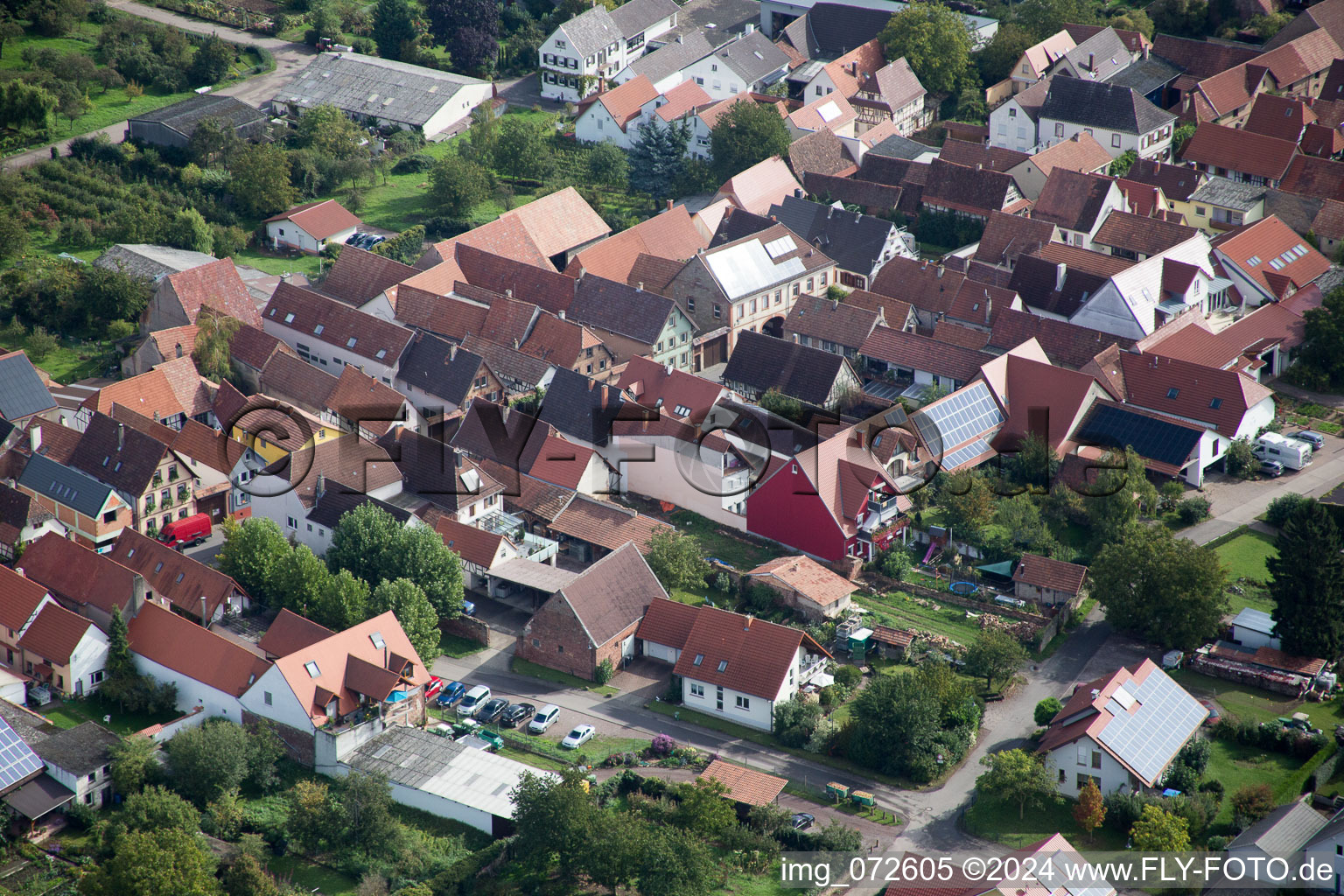 District Heuchelheim in Heuchelheim-Klingen in the state Rhineland-Palatinate, Germany seen from above