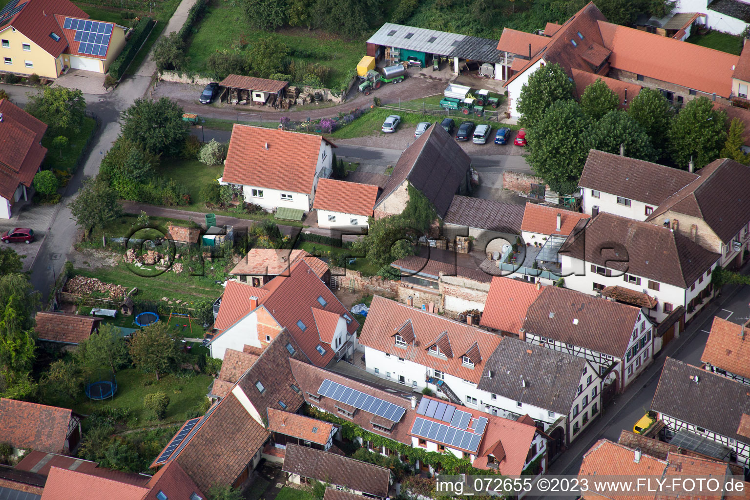 Oblique view of District Heuchelheim in Heuchelheim-Klingen in the state Rhineland-Palatinate, Germany