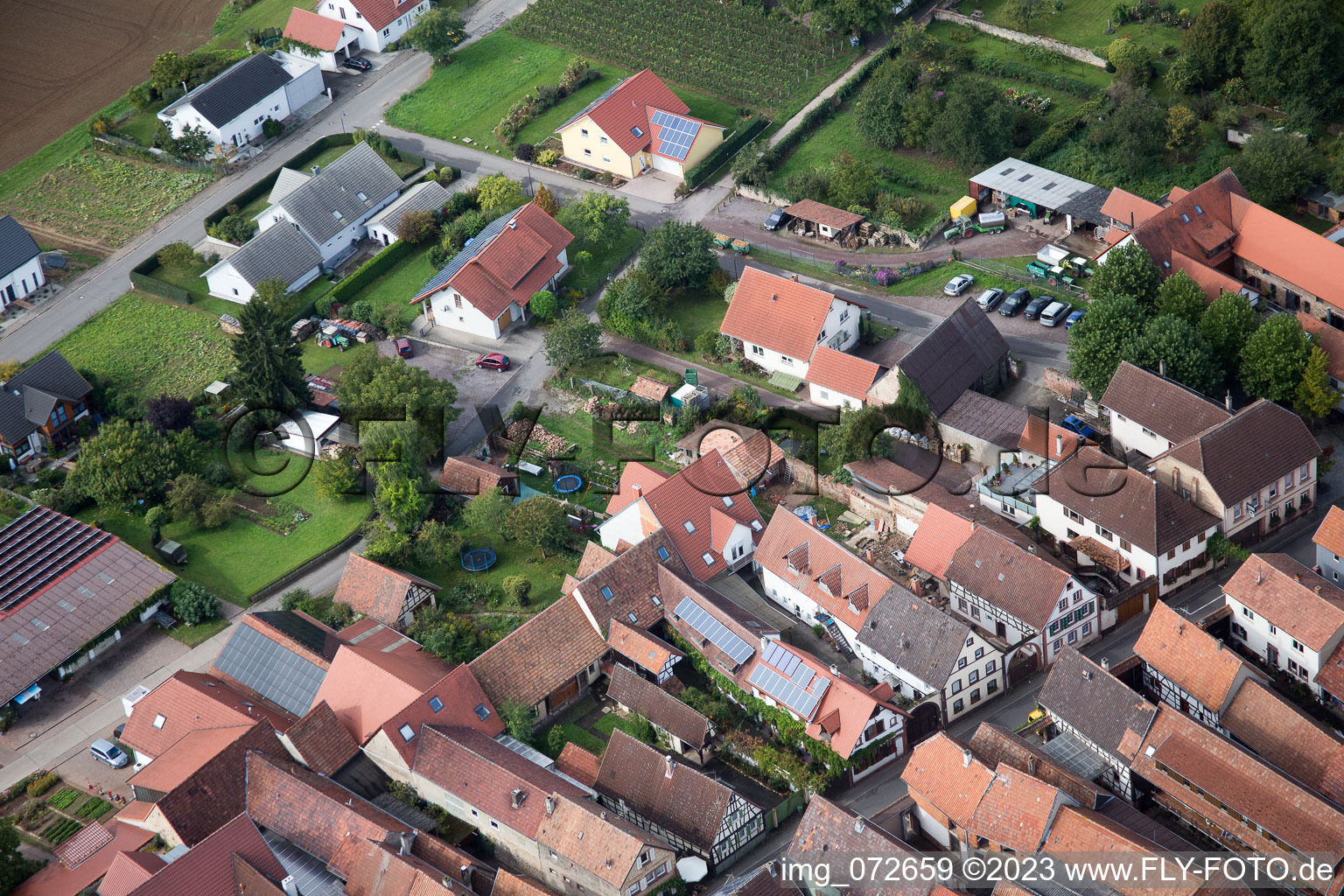 District Heuchelheim in Heuchelheim-Klingen in the state Rhineland-Palatinate, Germany seen from above