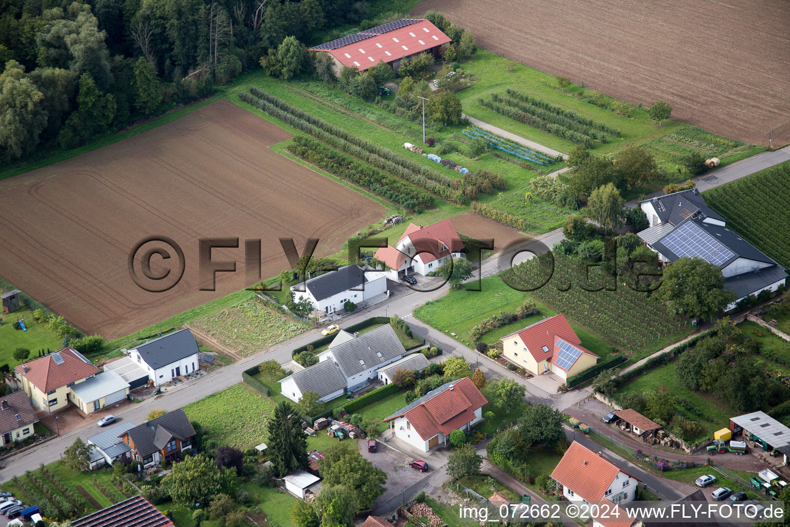 At the parish garden in the district Heuchelheim in Heuchelheim-Klingen in the state Rhineland-Palatinate, Germany from above