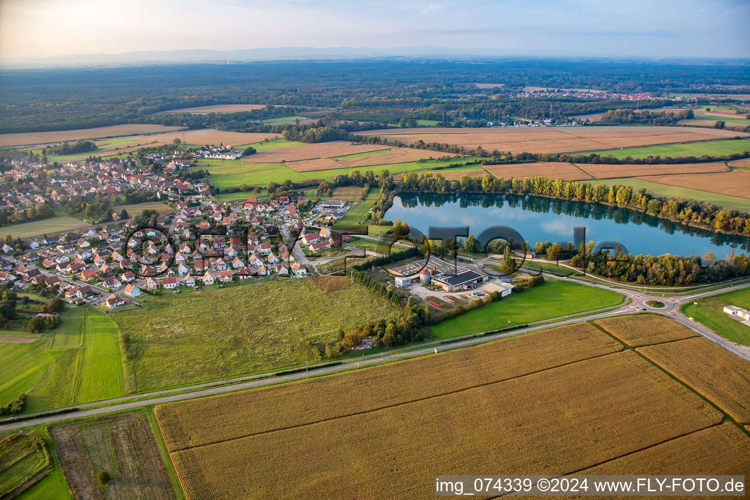 From the southeast in Rountzenheim in the state Bas-Rhin, France