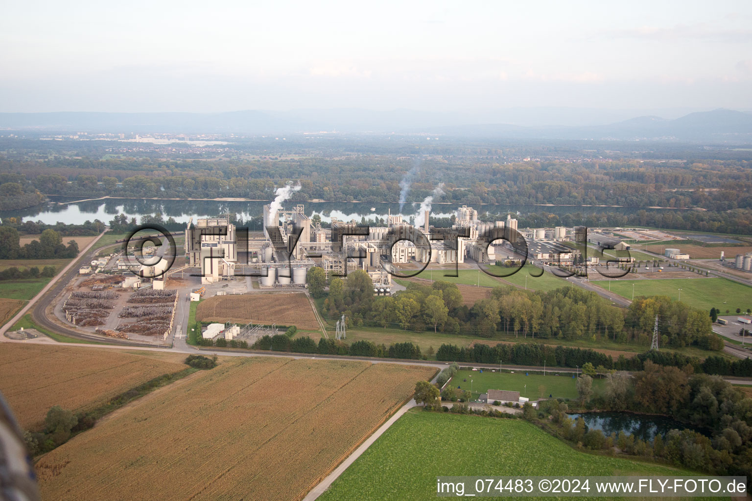 Industry in Beinheim in the state Bas-Rhin, France seen from above