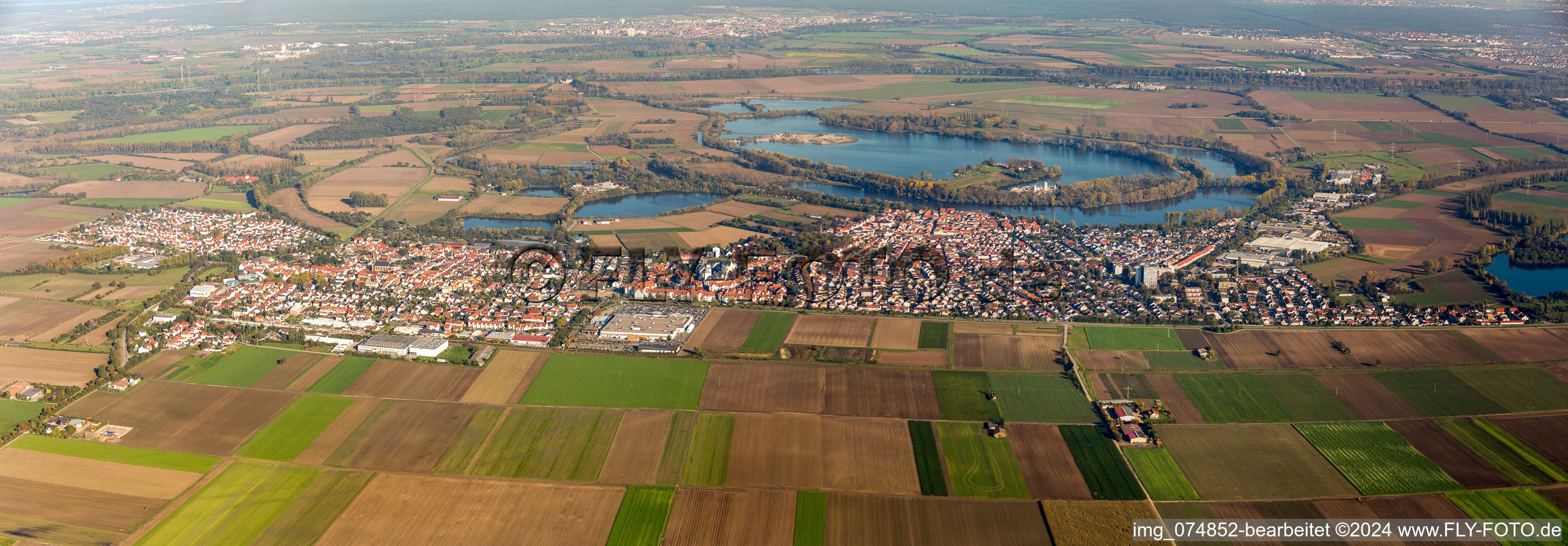 City view of the city area of in the district Roxheim in Bobenheim-Roxheim in the state Rhineland-Palatinate