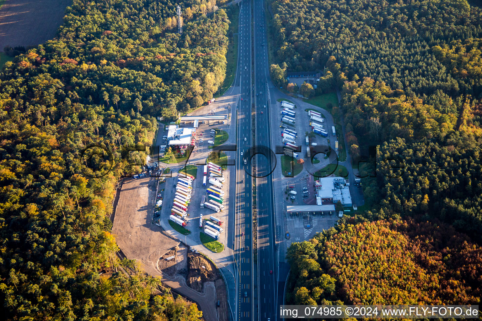 Routing and traffic lanes during the motorway service station and parking lot of the BAB A Serways Raststaette Lorsch West in Lorsch in the state Hesse, Germany