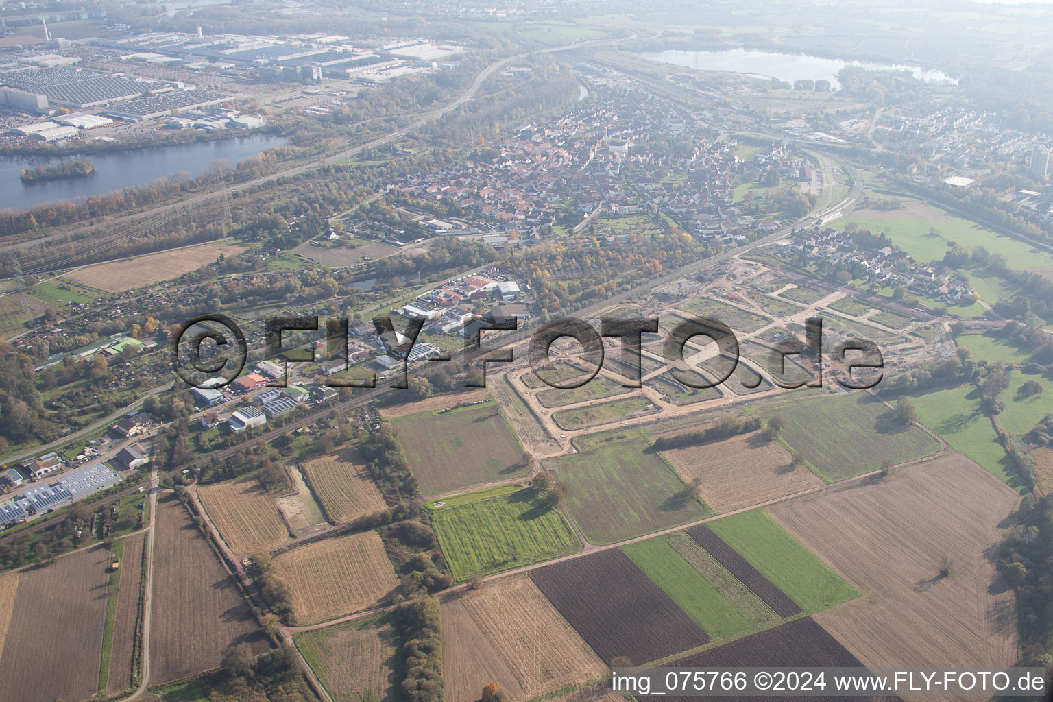 New development area Niederwiesen in Wörth am Rhein in the state Rhineland-Palatinate, Germany