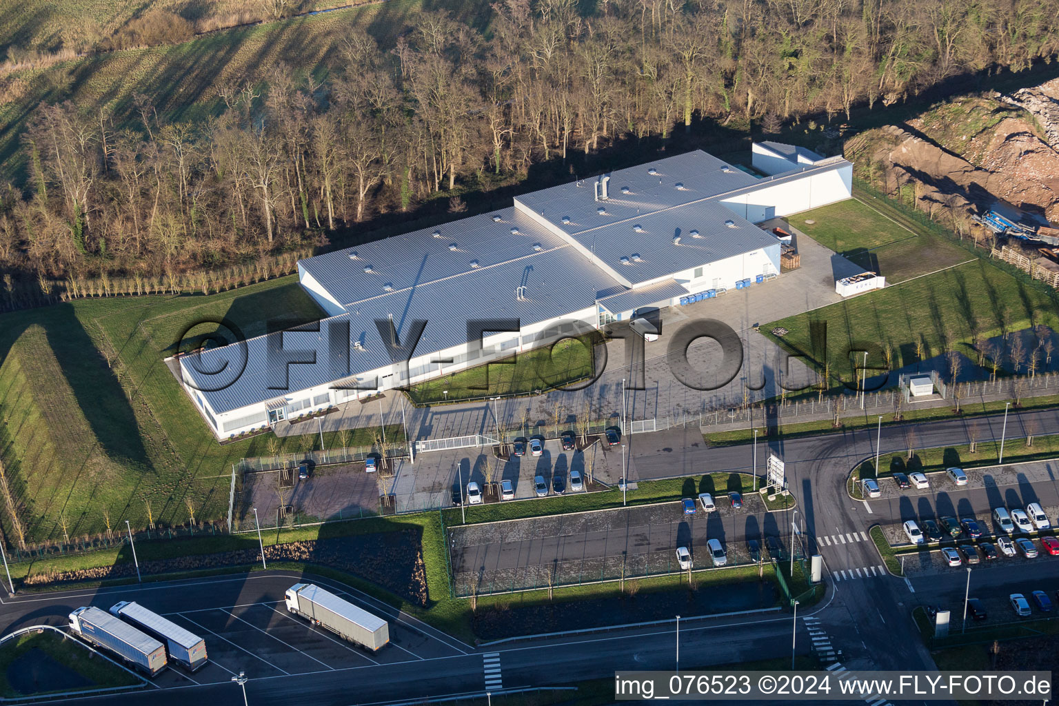Building and production halls on the premises of Plastic Omnium Composites GmbH Kandel in Kandel in the state Rhineland-Palatinate, Germany