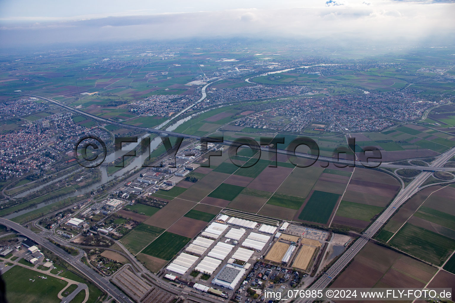 Industrial area Seckenheimer Landstrasse/ Hans-Thomastr in the district Neuostheim in Mannheim in the state Baden-Wuerttemberg, Germany