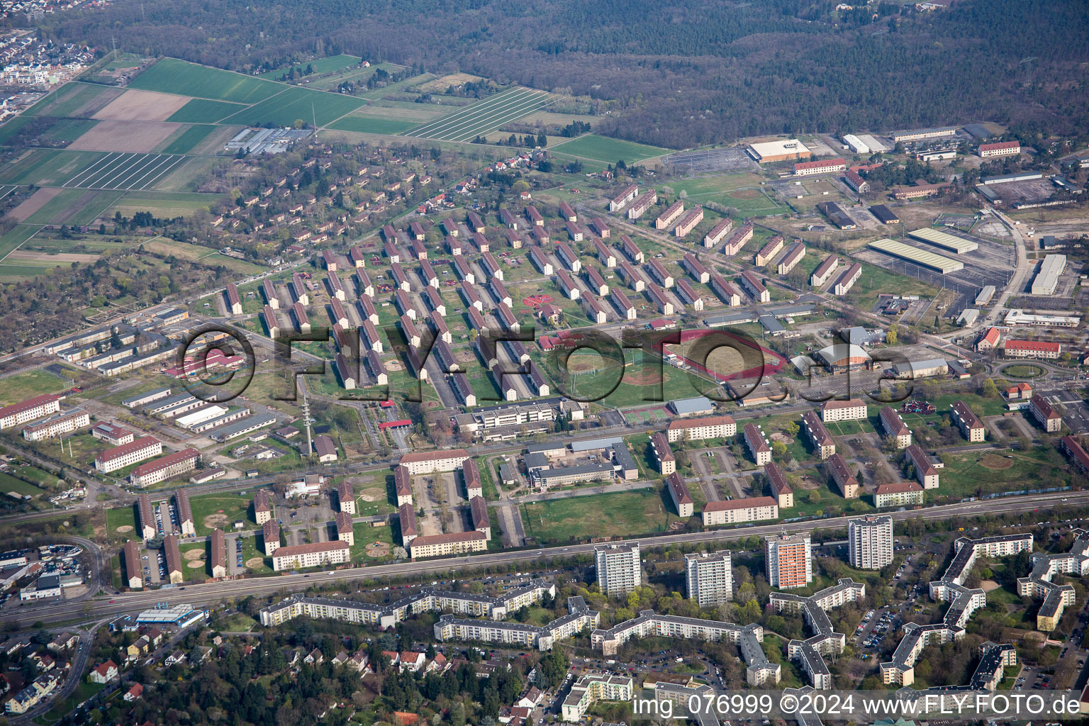 Settlement area in the district Kaefertal in Mannheim in the state Baden-Wurttemberg, Germany