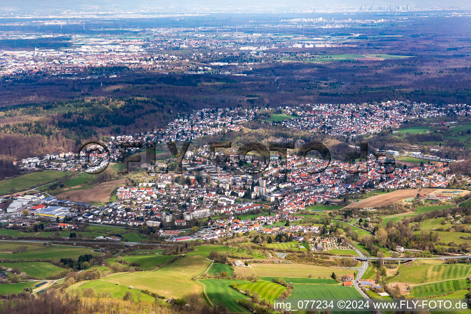 From the south in the district Nieder-Ramstadt in Mühltal in the state Hesse, Germany