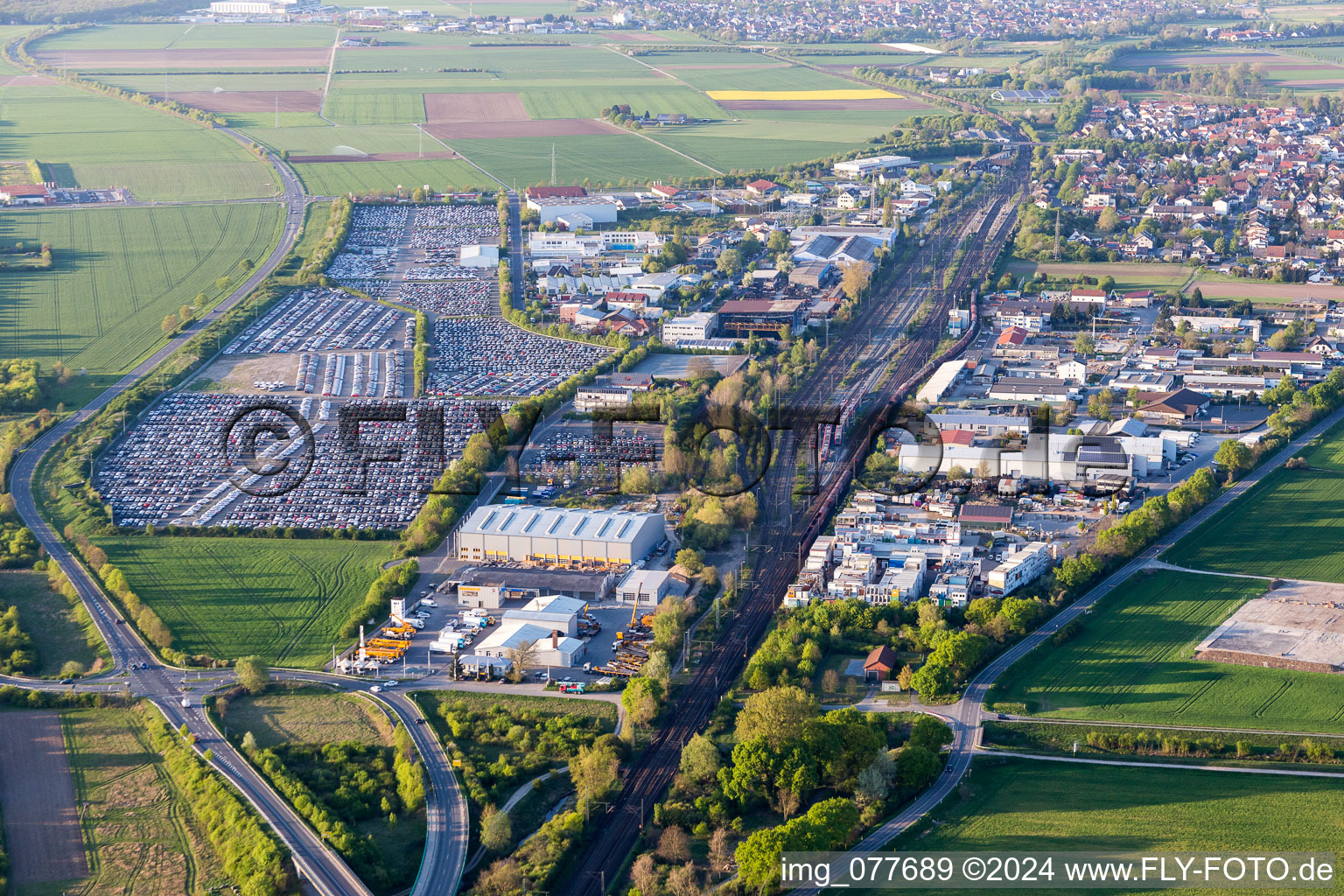 Aerial view of Vehicle trade space of specialist dealer ARS Altmann AG Automobillogistik - Niederlassung Riedstadt in Riedstadt in the state Hesse, Germany