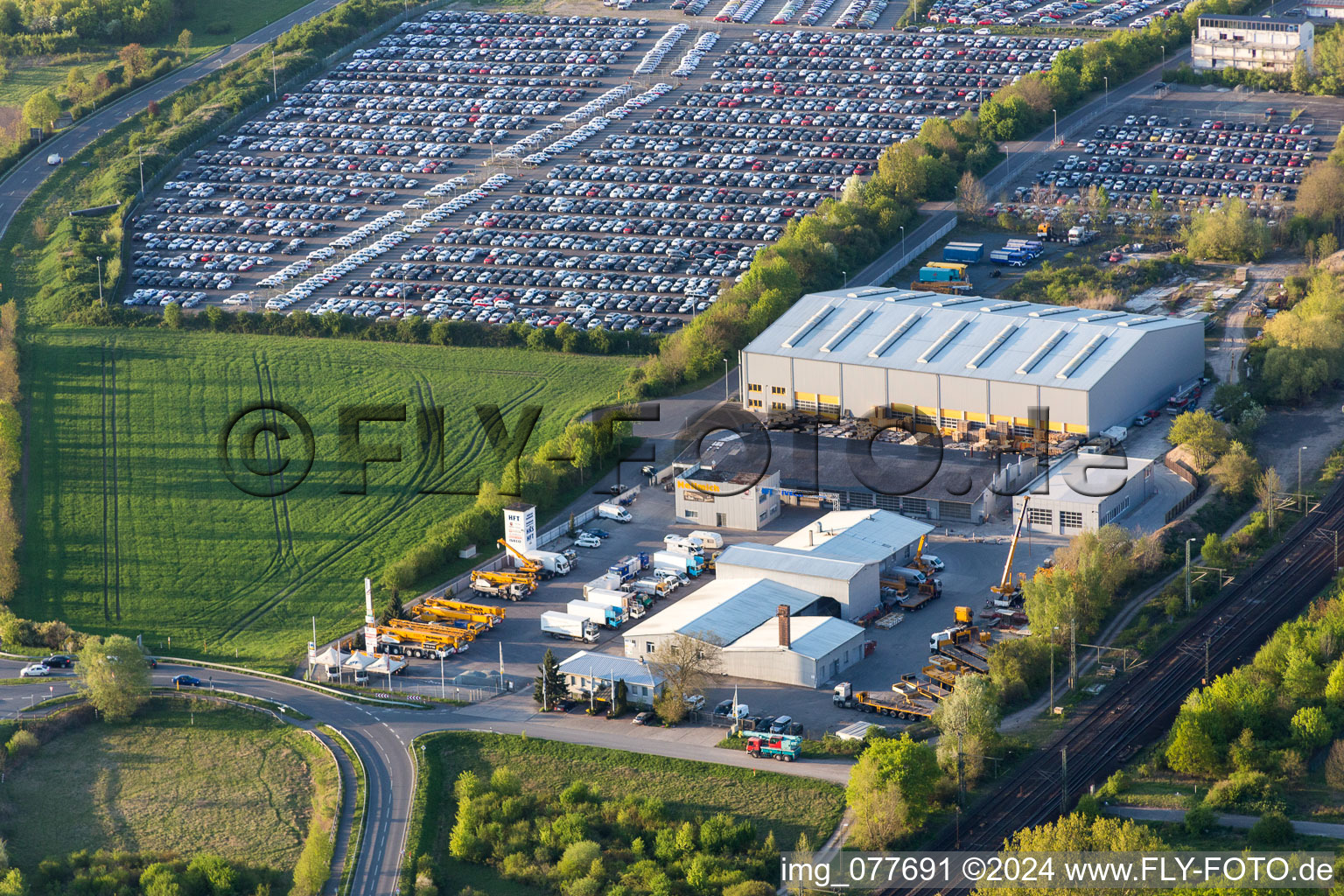 Oblique view of Vehicle trade space of specialist dealer ARS Altmann AG Automobillogistik - Niederlassung Riedstadt in Riedstadt in the state Hesse, Germany