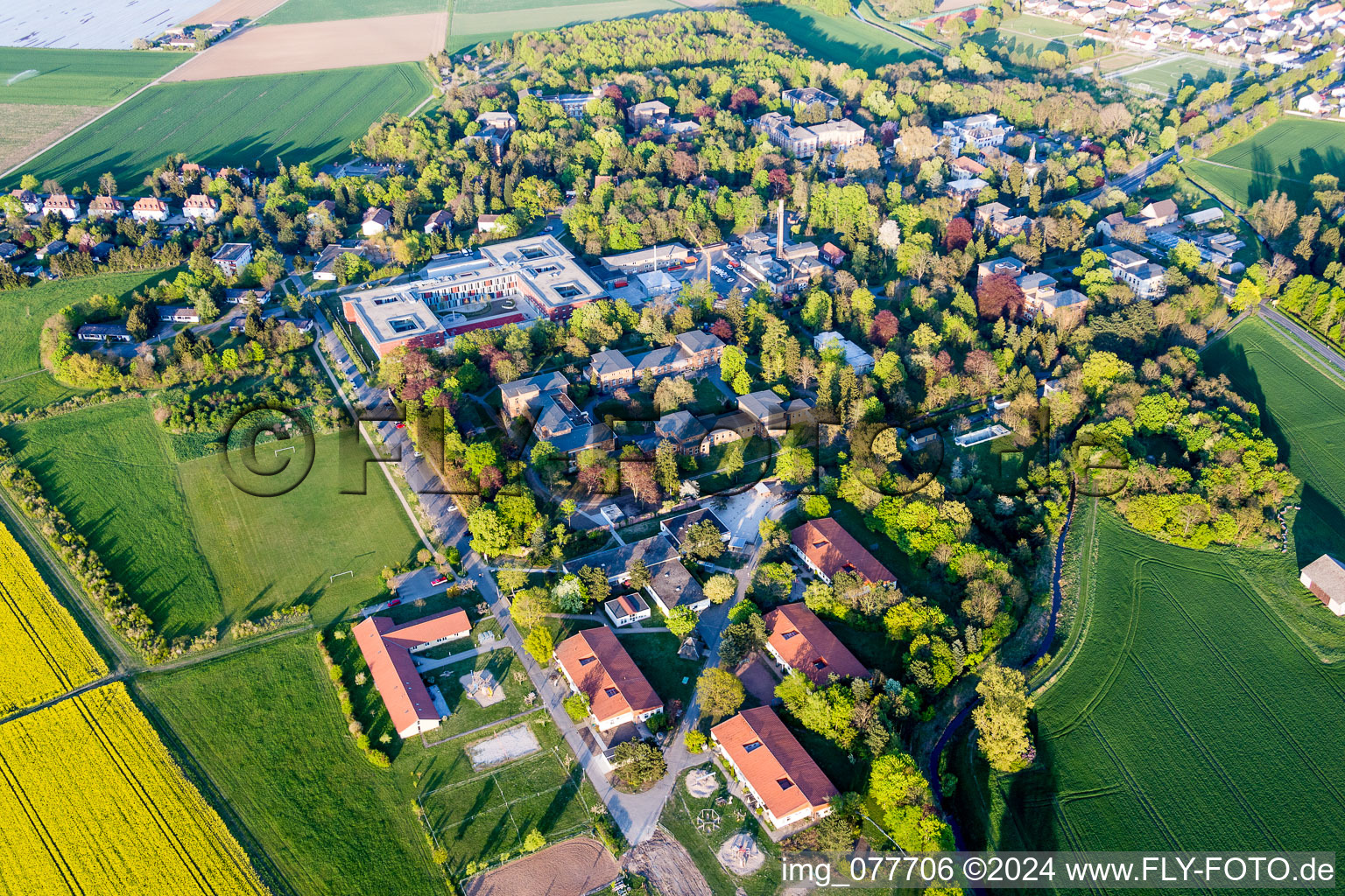 Oblique view of Hospital grounds of the Clinic for Child and Youth-psychiatry, Psychosomatik and Psychotherapie Riedstadt in the district Goddelau in Riedstadt in the state Hesse, Germany