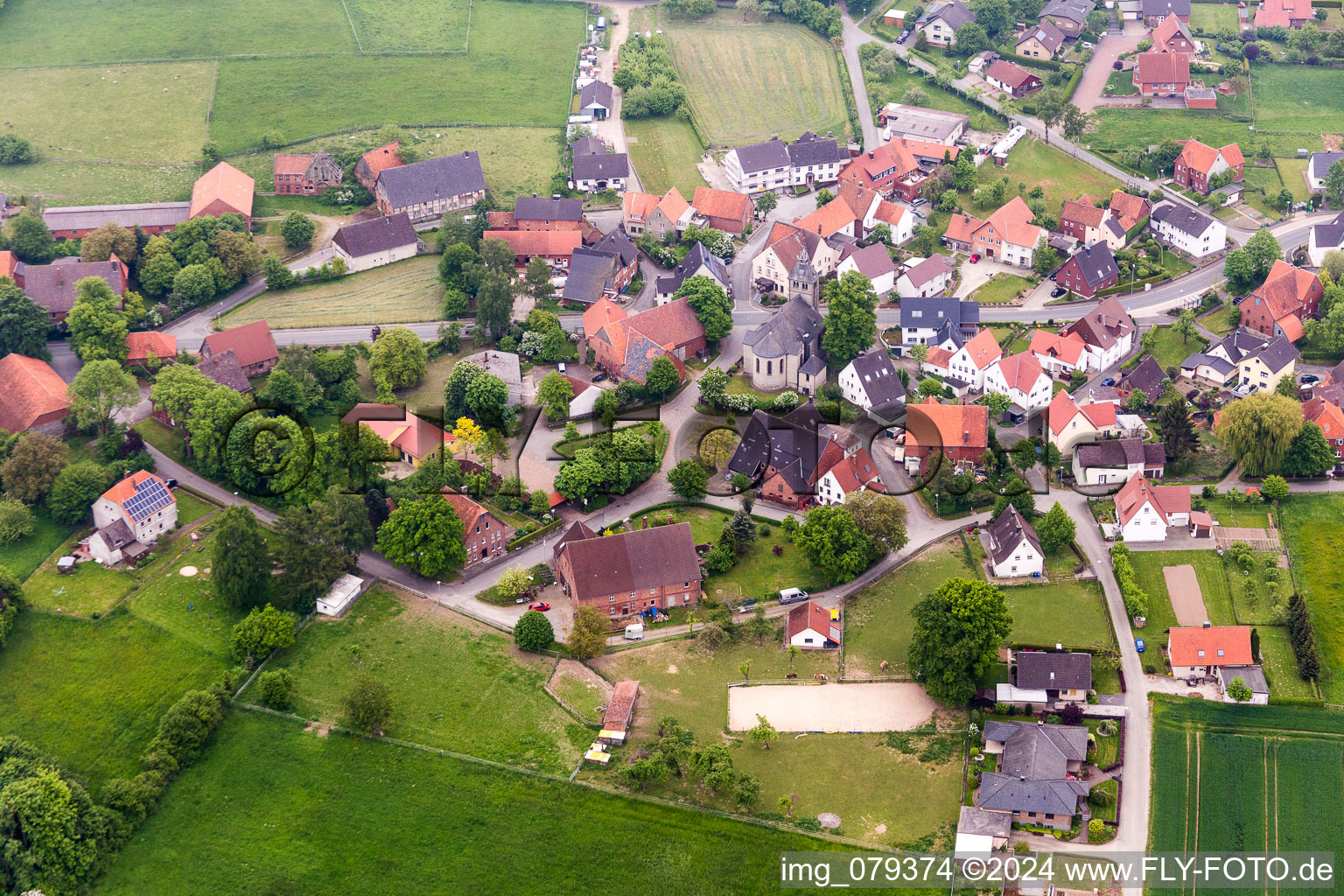 Village - view on the edge of agricultural fields and farmland in the district Rolfzen in Steinheim in the state North Rhine-Westphalia, Germany