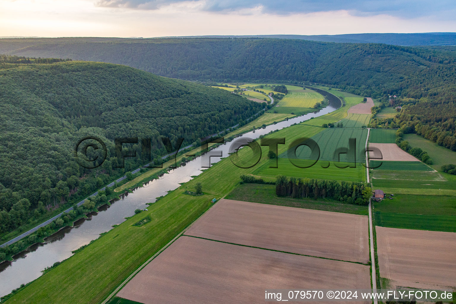 Aerial view of Course of the Weser between Hesse and Lower Saxony in the district Wahmbeck in Bodenfelde in the state Lower Saxony, Germany