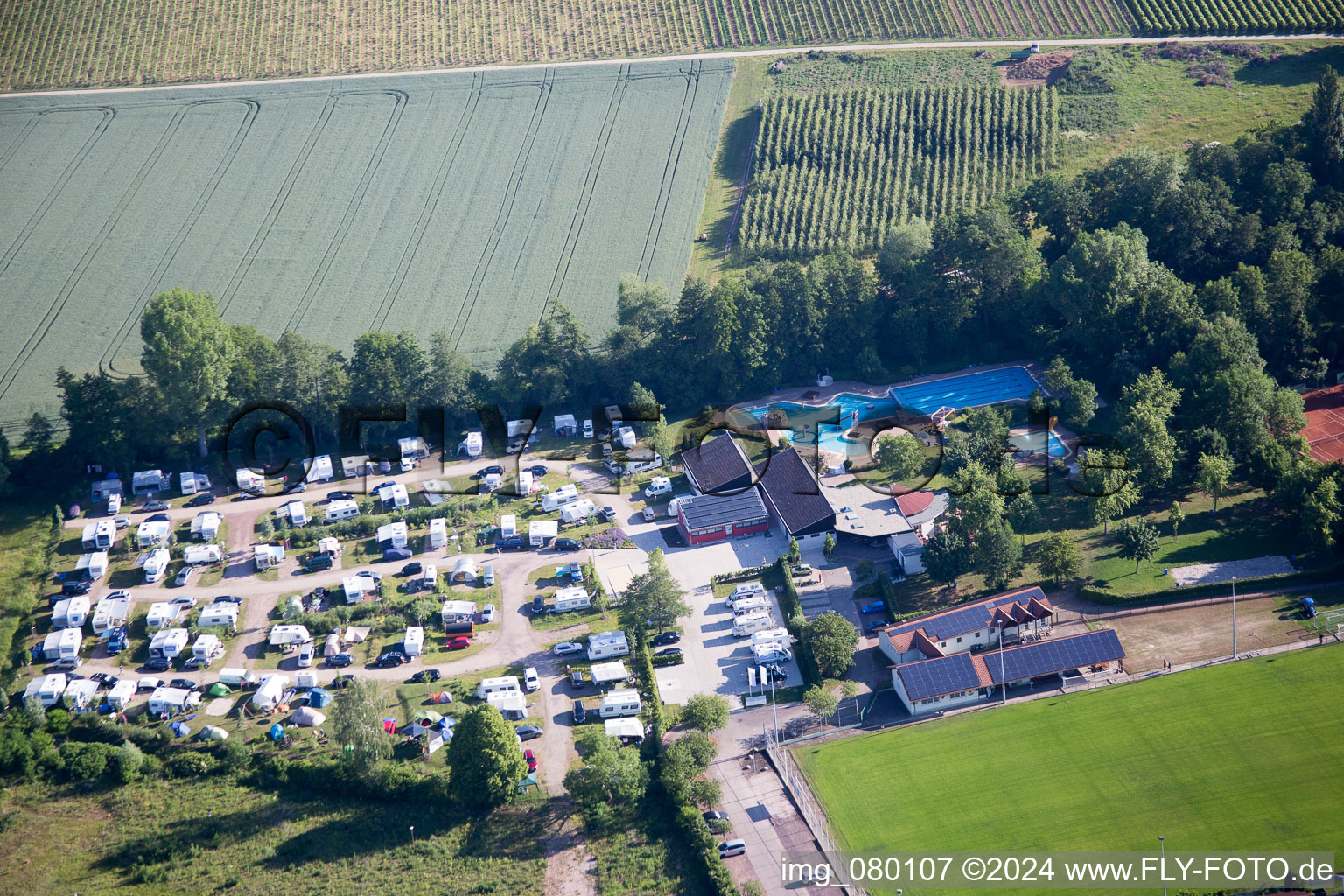 Aerial photograpy of Camping with caravans and tents in the district Ingenheim in Billigheim-Ingenheim in the state Rhineland-Palatinate