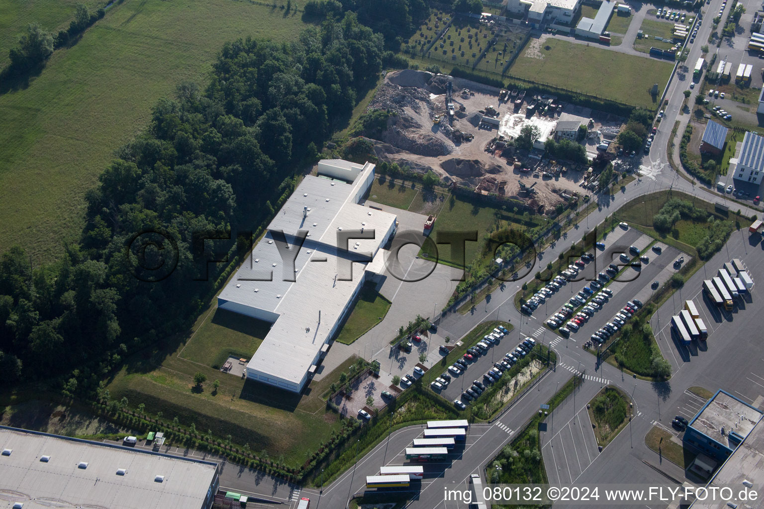 Drone image of Horst Industrial Estate, Alfa Aesar GmbH in the district Minderslachen in Kandel in the state Rhineland-Palatinate, Germany