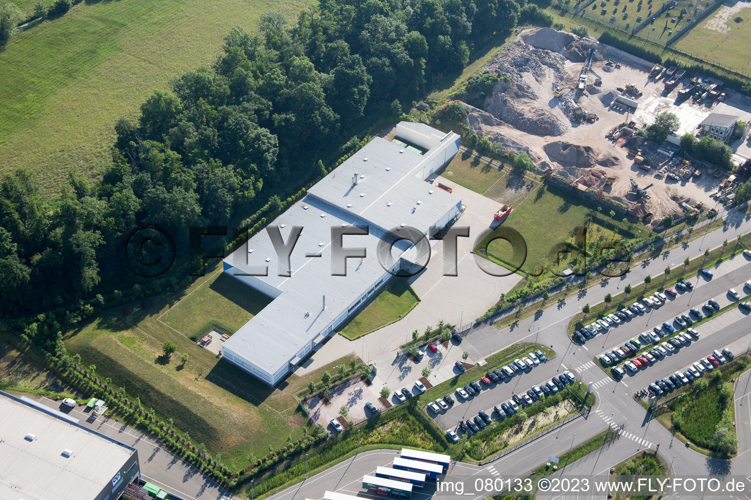 Horst industrial estate, Alfa Aesar GmbH in the district Minderslachen in Kandel in the state Rhineland-Palatinate, Germany from the drone perspective