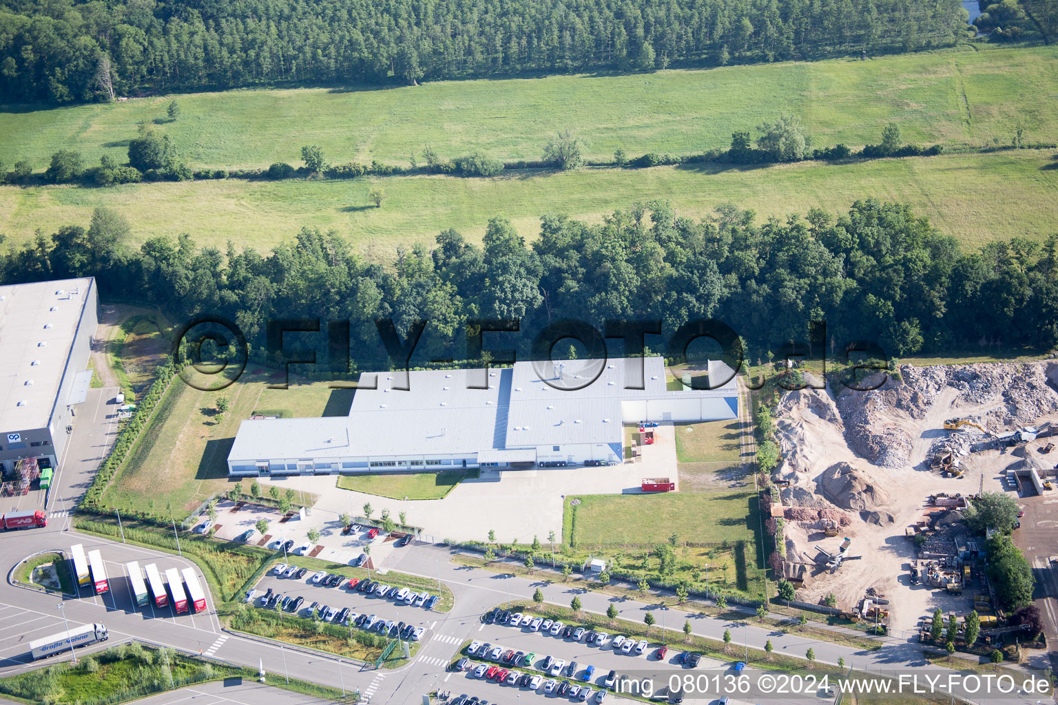 Horst Industrial Estate, Alfa Aesar GmbH in the district Minderslachen in Kandel in the state Rhineland-Palatinate, Germany seen from a drone