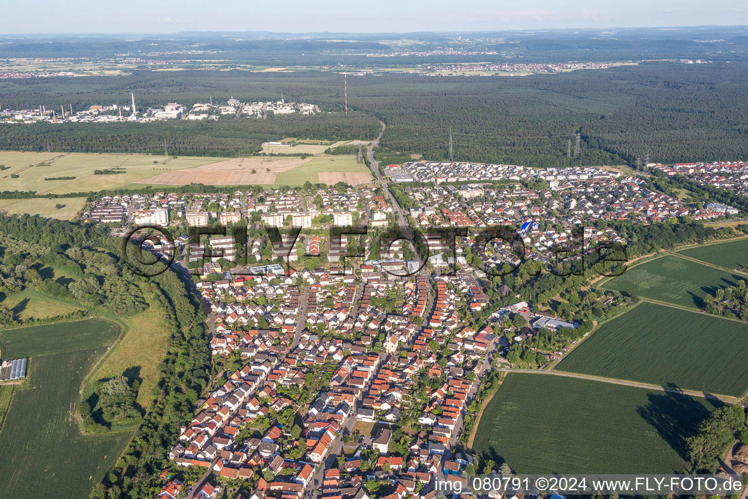 Town View of the streets and houses of the residential areas in the district Leopoldshafen in Eggenstein-Leopoldshafen in the state Baden-Wurttemberg, Germany