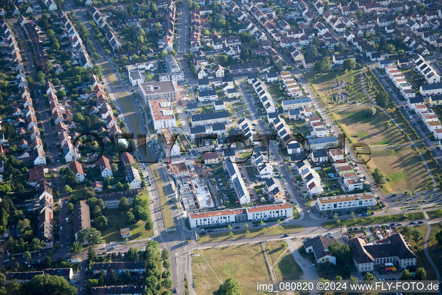 New development area in the district Knielingen in Karlsruhe in the state Baden-Wuerttemberg, Germany