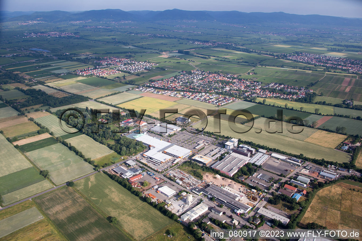 Bruchwiesenstrasse industrial area with Hornbach hardware store in the district Dreihof in Essingen in the state Rhineland-Palatinate, Germany