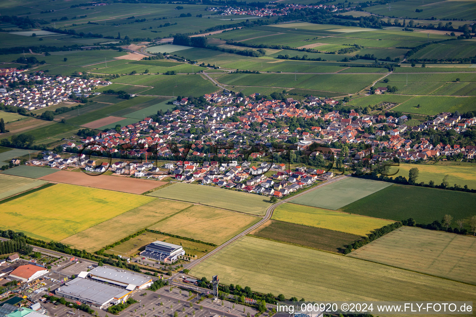 From the southeast in Bornheim in the state Rhineland-Palatinate, Germany