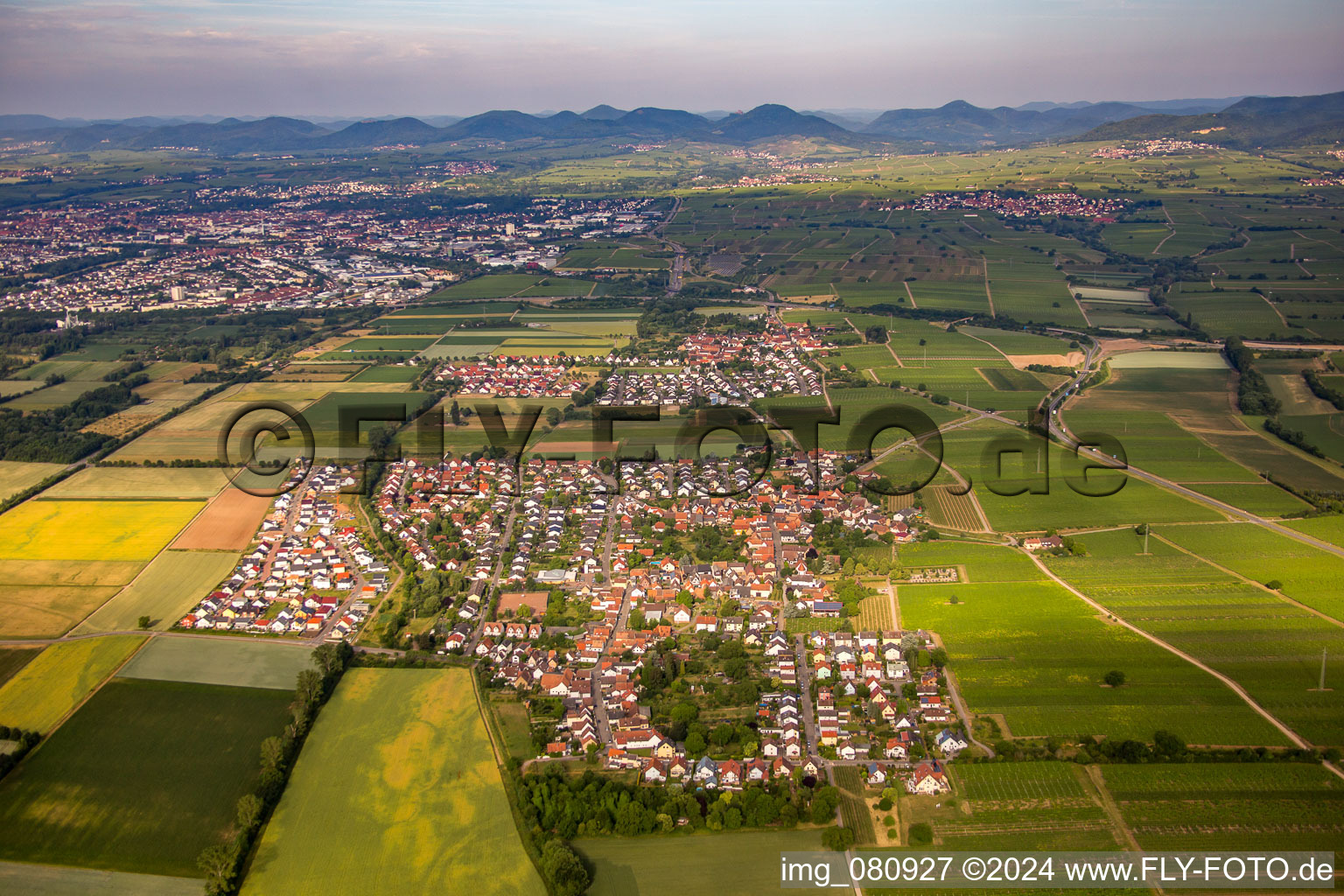 From the east in Bornheim in the state Rhineland-Palatinate, Germany