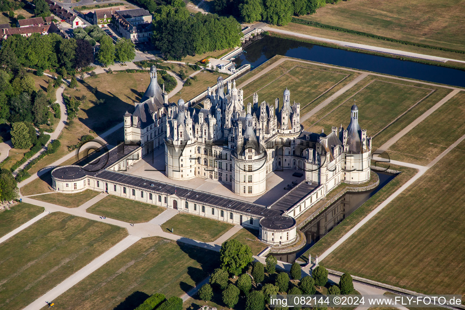 Castle Chateau de Chambord in Chambord in Centre-Val de Loire, France