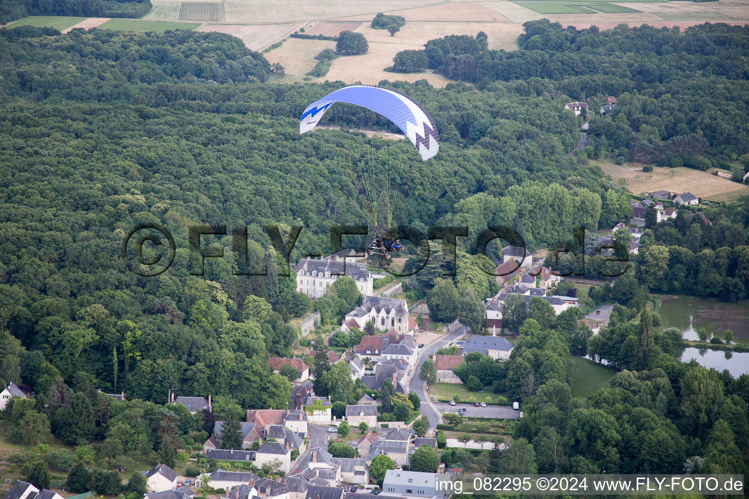 Oblique view of Saint-Ouen-les-Vignes in the state Indre et Loire, France