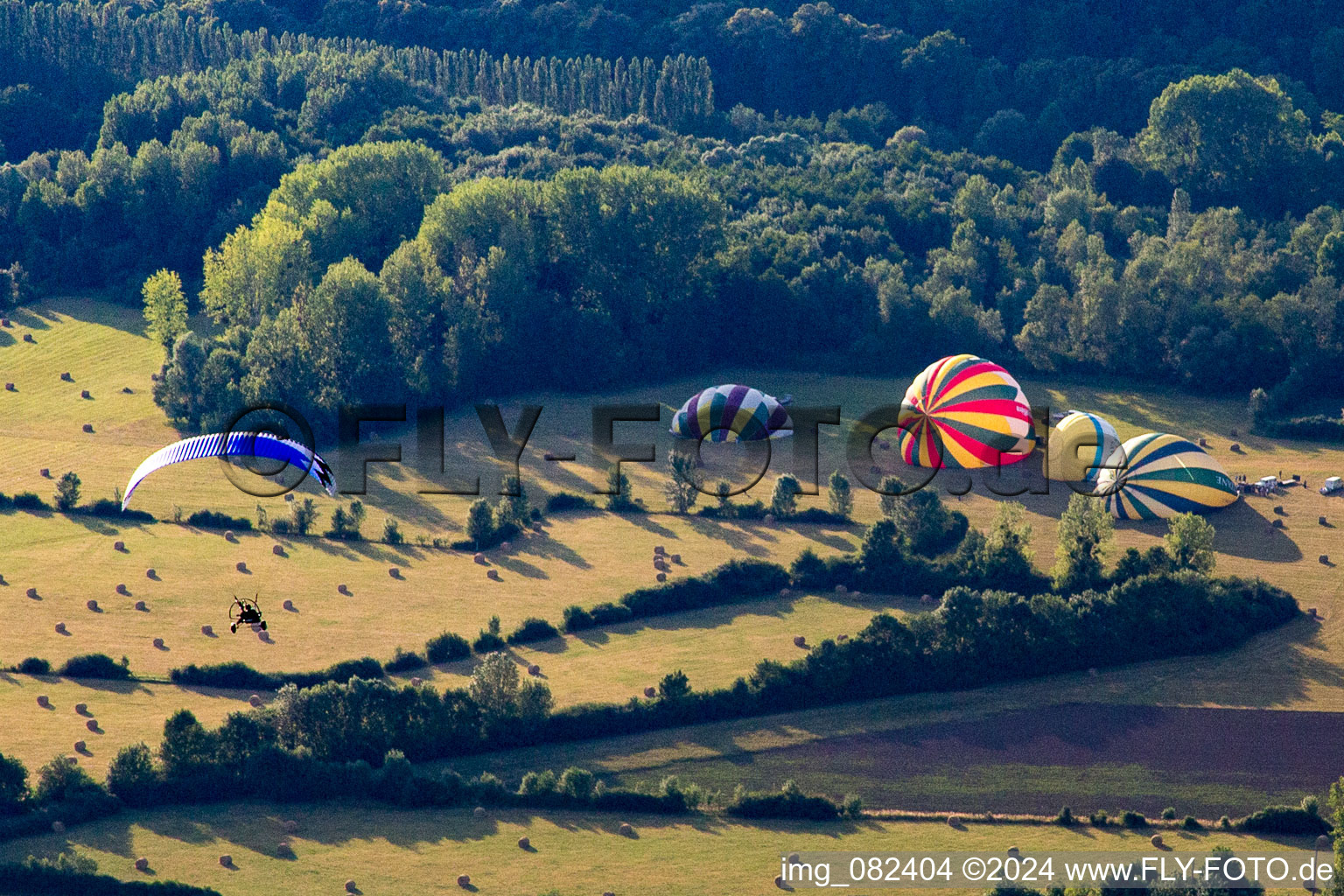 Balloon launch in Chargé in the state Indre et Loire, France