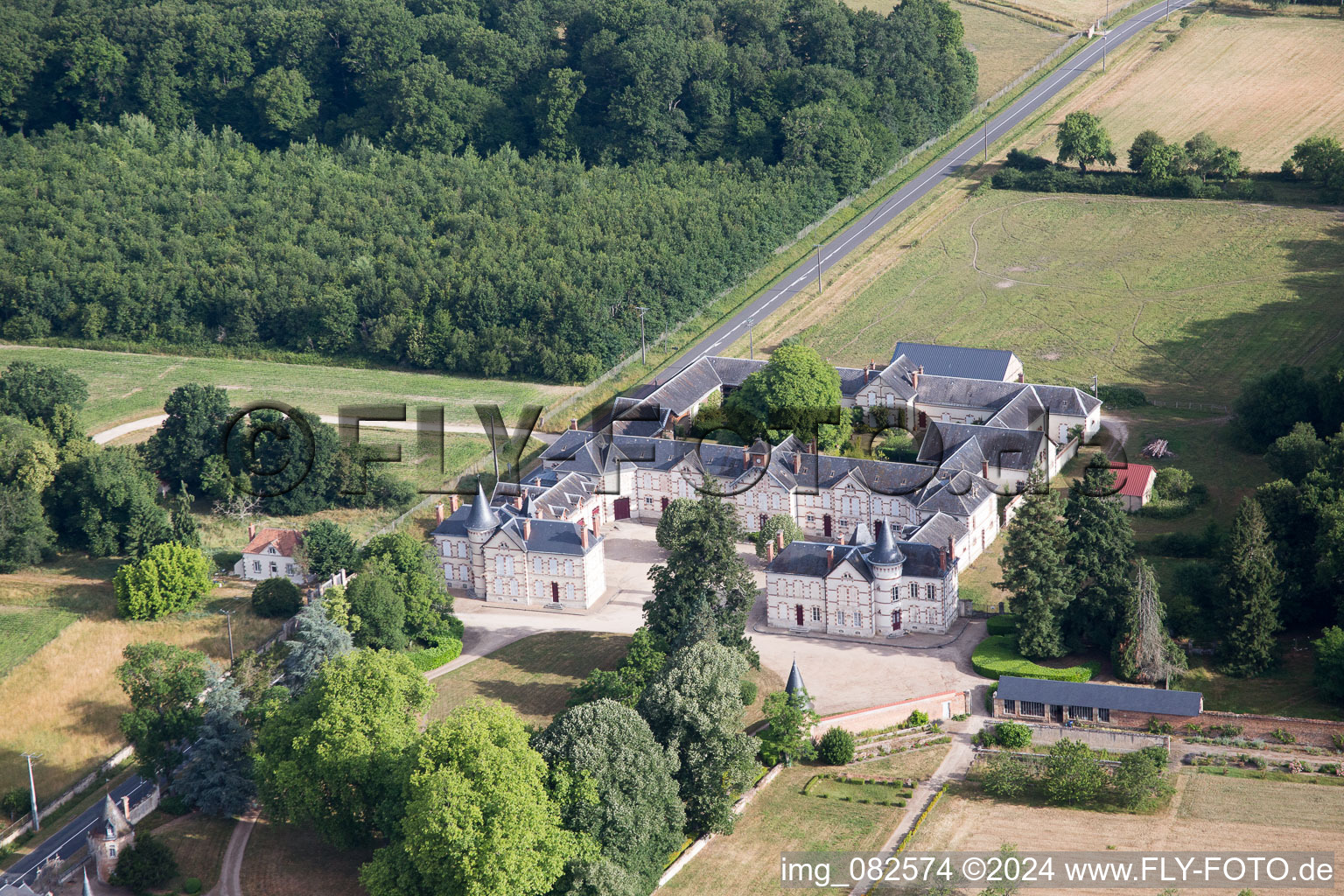 Aerial photograpy of Château de Combreux in Combreux in the state Loiret, France