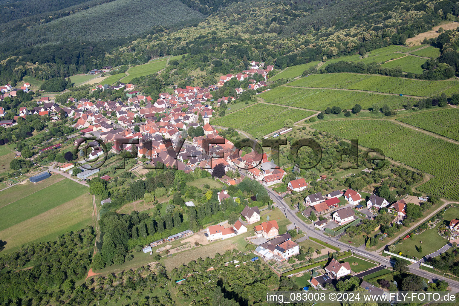 Oblique view of Rott in the state Bas-Rhin, France