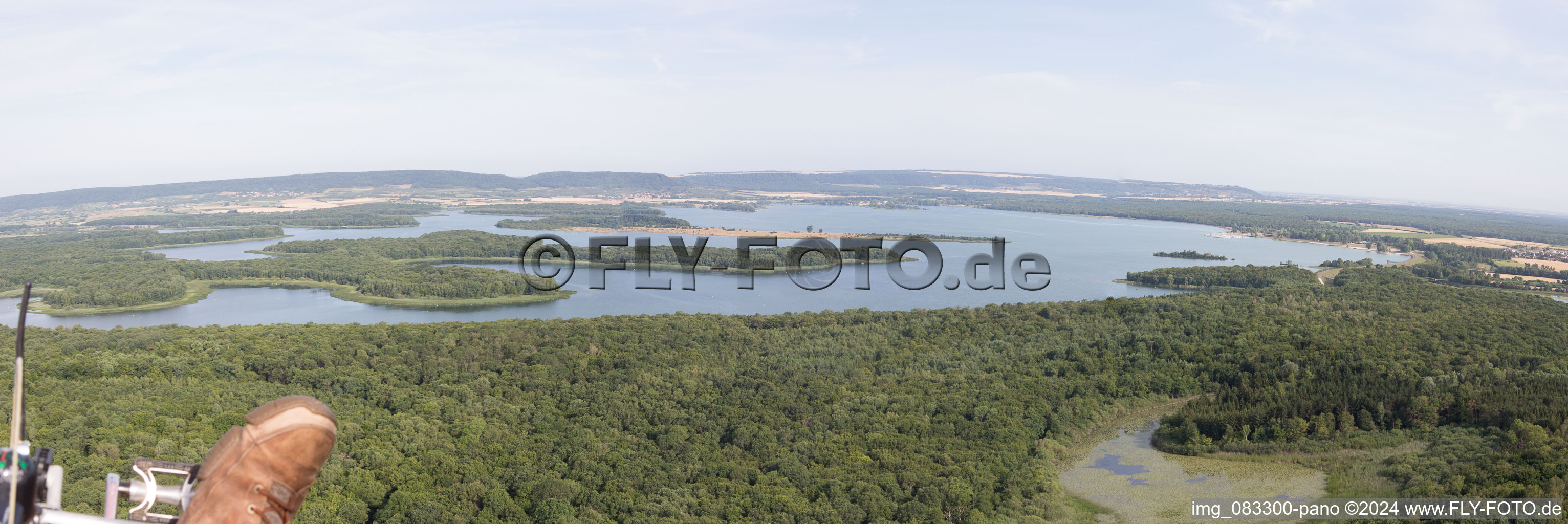 Lake Madine in Lahayville in the state Meuse, France