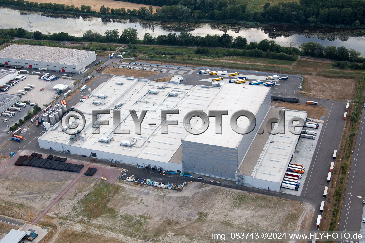 Aerial photograpy of Oberwald Industrial Area in Wörth am Rhein in the state Rhineland-Palatinate, Germany