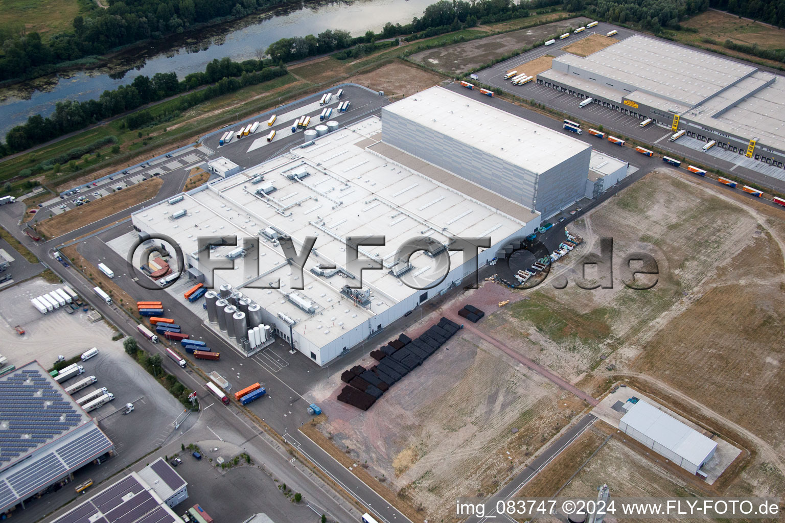 Oberwald Industrial Area in Wörth am Rhein in the state Rhineland-Palatinate, Germany seen from above