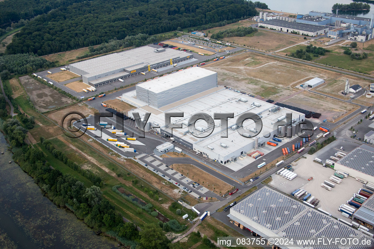 Oberwald Industrial Area in Wörth am Rhein in the state Rhineland-Palatinate, Germany viewn from the air