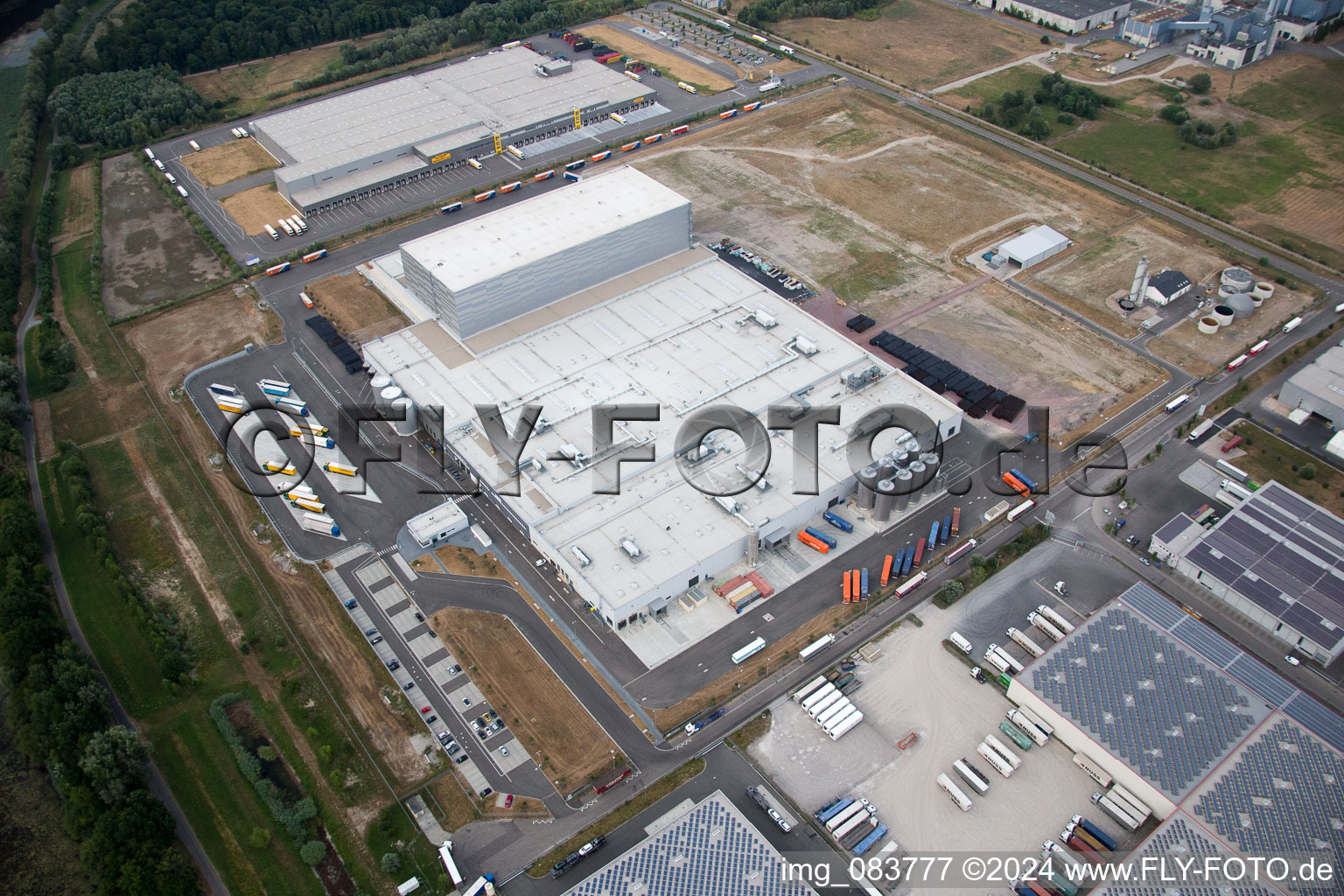 Aerial view of Oberwald Industrial Area in Wörth am Rhein in the state Rhineland-Palatinate, Germany