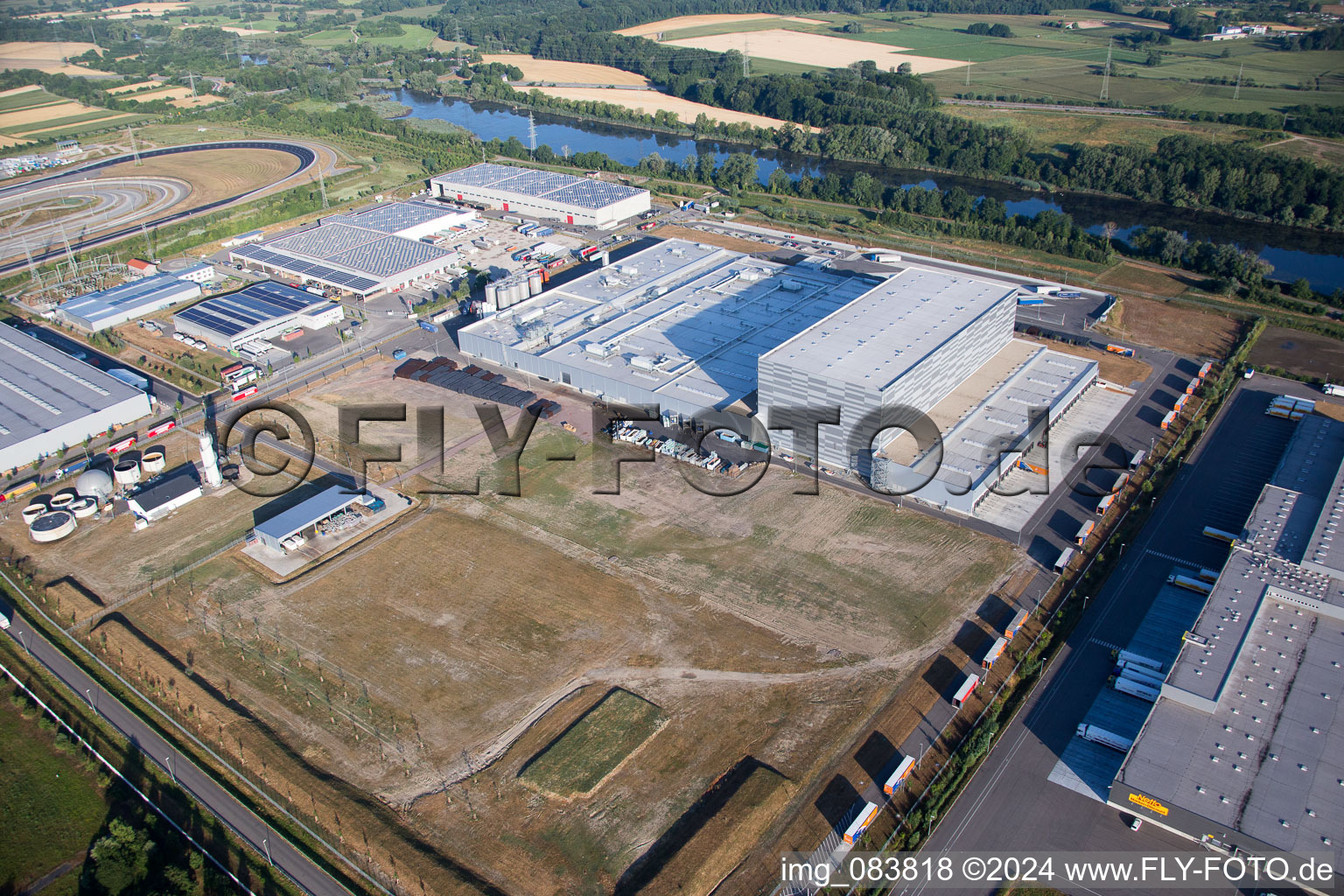 Aerial view of Oberwald Industrial Area in Wörth am Rhein in the state Rhineland-Palatinate, Germany