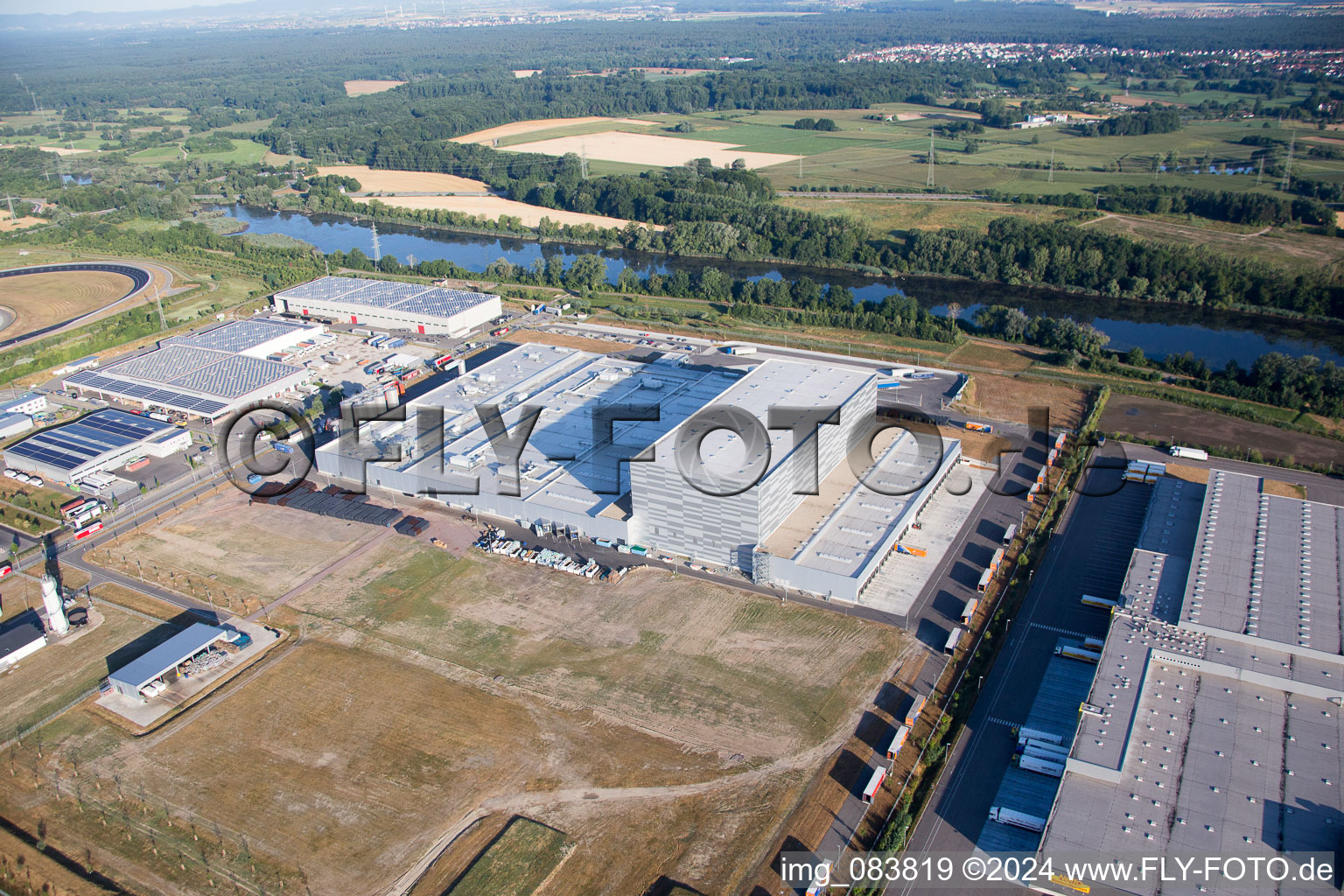 Aerial photograpy of Oberwald Industrial Area in Wörth am Rhein in the state Rhineland-Palatinate, Germany