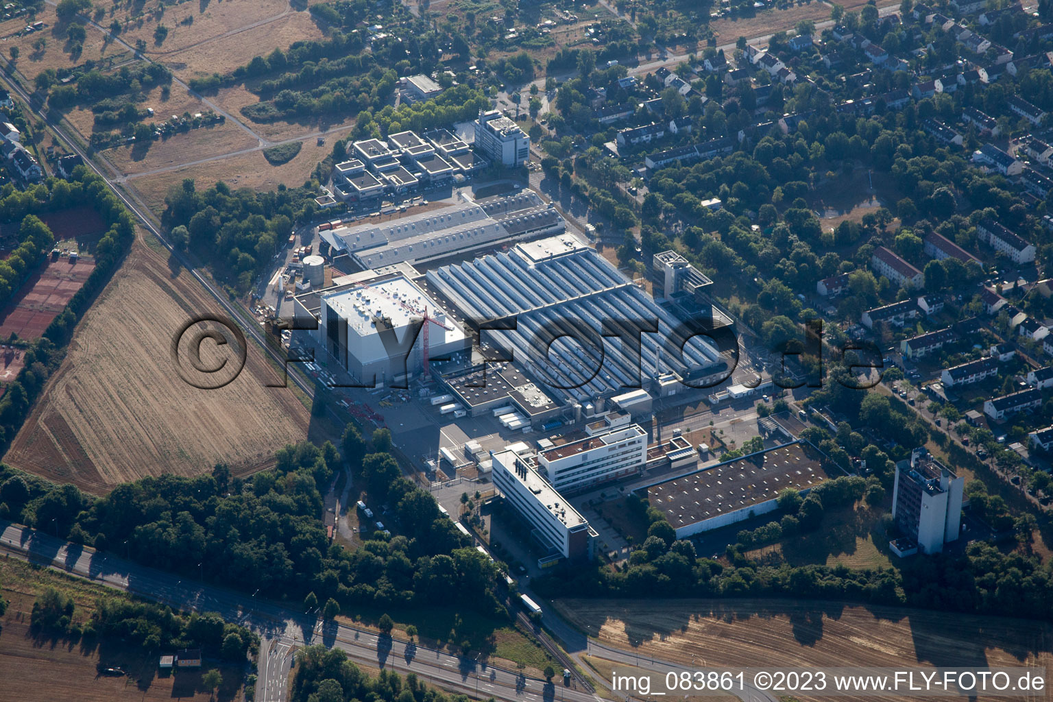 L'Oreal new building in the district Neureut in Karlsruhe in the state Baden-Wuerttemberg, Germany from above