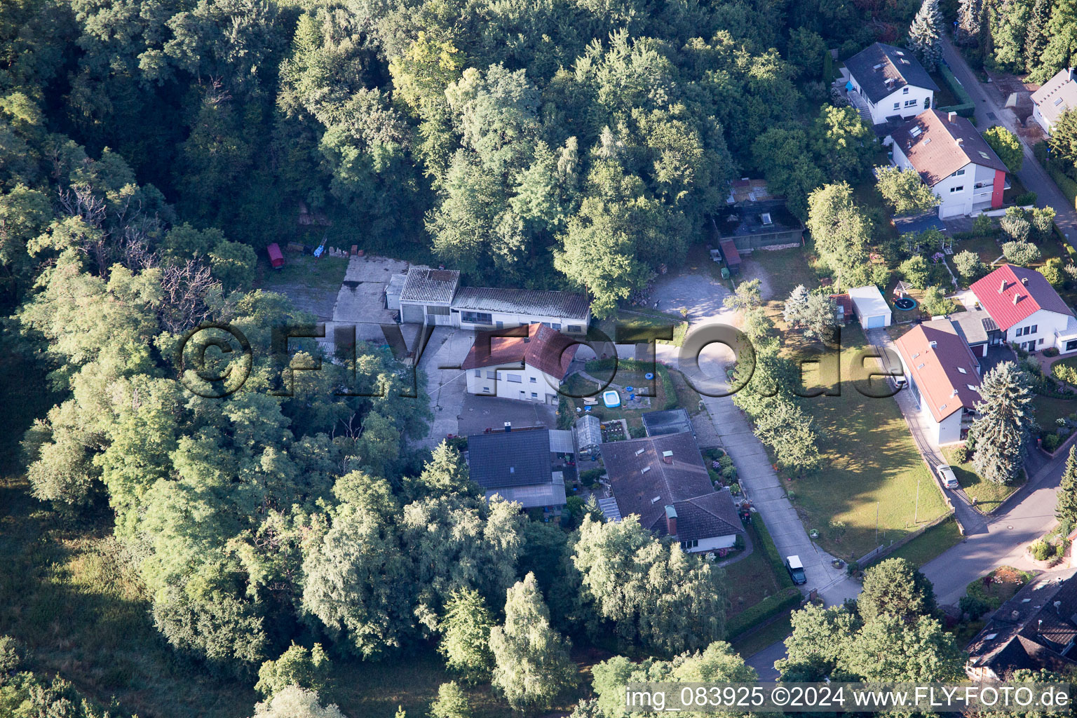 Hohenwettersbacherstraße 38 , "open youth workshop Karlsruhe" at the quarry in the district Grünwettersbach in Karlsruhe in the state Baden-Wuerttemberg, Germany seen from above